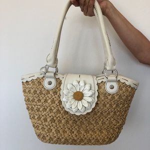 Daisy Wicker Summer Handbag